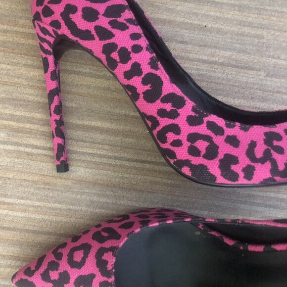 ony Bianco 80’s Style Deep Pink Leopard Ajana Stiletto Heels Pumps - Picture 5 of 13